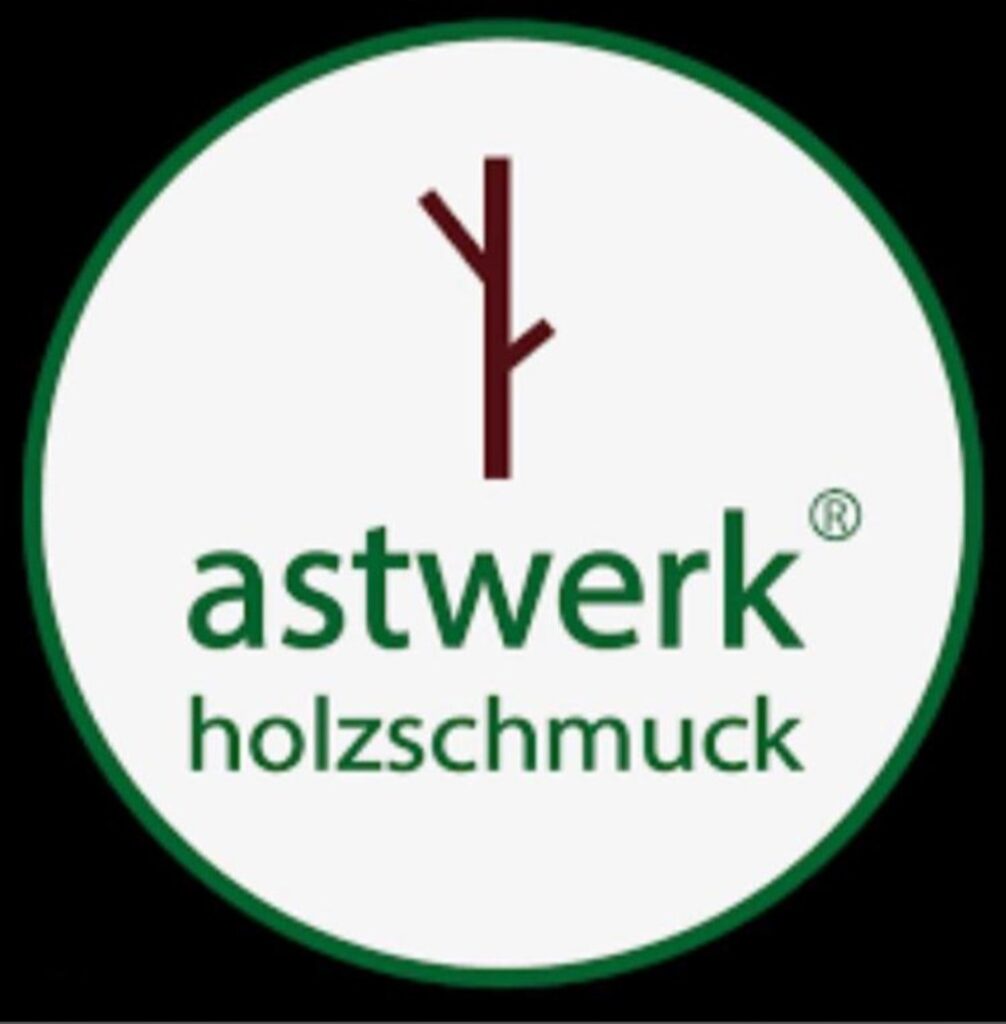 Astwork Holzschmuck